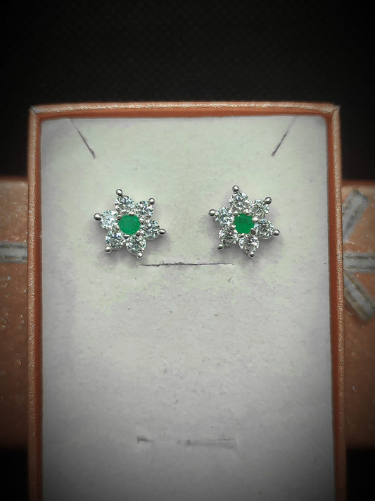 Aretes De Plata Estrellas Seis Puntas Con Esmeraldas