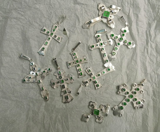 Dije De Plata 10 Esmeraldas