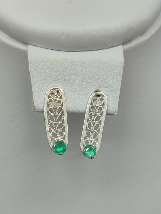 Aretes en Plata Filigranados con Esmeralda Natural